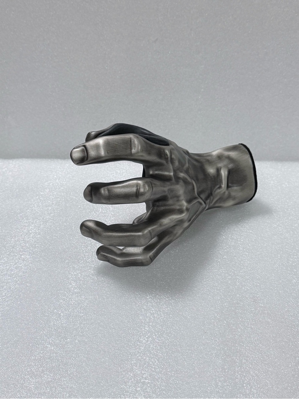 GuitarGrip Hand Shaped Wall Mounted Guitar Hanger, Silver - Picture 6 of 11